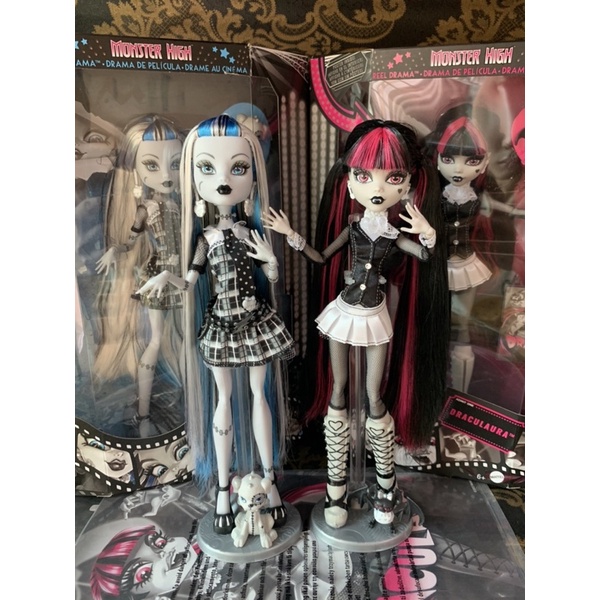 Monster high reel drama Frankie - ตุ๊กตามอนเตอร์ไฮ รุ่นเงา ขาวดำ ( กล่องมีตำหนิจากขนส่ง ) สินค้าพร้อ