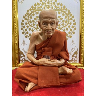 หลวงปู่ทวด พระเกจิอาจารย์ องค์ไม่ใส่ผม หน้าตัก5นิ้ว  สูง 6 นิ้ว หุ่นขี้ผึ้งพระเกจิ รูปเหมือน