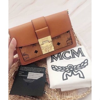 โปร New Mcm Gretl  สีออริจินอล น้ำตาล ฝาเรียบ 15,999