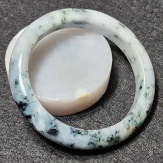 (J87) กำไลหยก พม่าแท้ Jadeite Type A 100% ไซส์ 58.7 mm. หยกสีธรรมชาติ ไม่ผ่านการปรับปรุงใดๆทั้งสิ้น