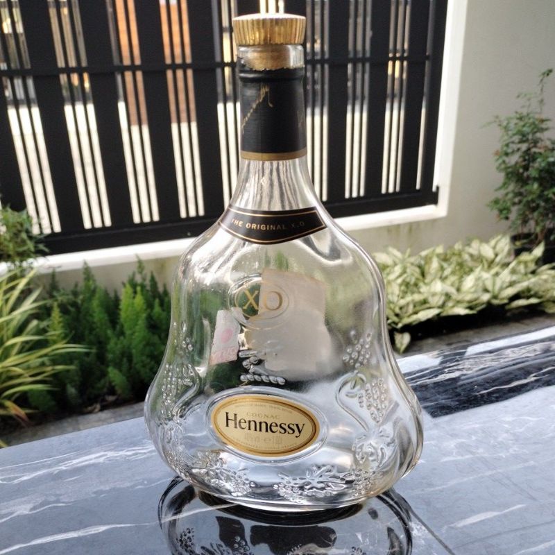 ขวดเหล้าเปล่าHennessy