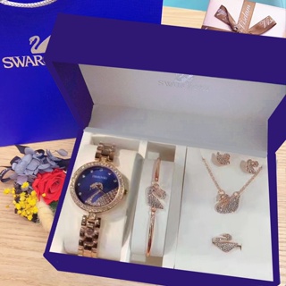แหล่งขายและราคานาฬิกา S-warovski watches, necklaces, bracelets, rings, earrings เซต5ชิ้น มีให้เลือกหลายแบบ  มีกล่องแบนด์ พร้อมถุงแบนด์อาจถูกใจคุณ