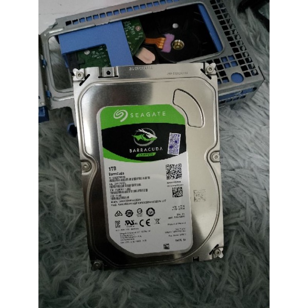Hdd 1tb 3.5" คละยี่ห้อ มีรุ่นใช้กับกล้องวงจรปิด Seagate/Toshiba/Hitachi