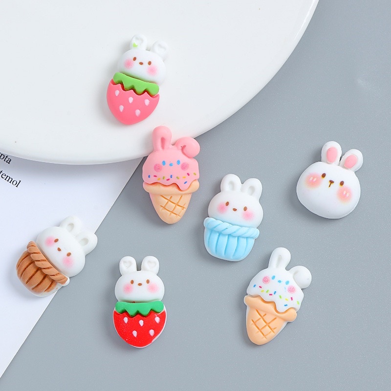 CHARM DECORATIVE STRAWBERRY RABBIT - MS007