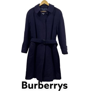 Burberry Coat Original💯รอบอก48”ยาว45” สภาพเดิมๆ มีร่องรอยการใช้งานทั่วไป แต่โดยรวมแล้วผ้ายังสวย
