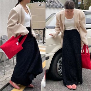 🇰🇷New🇰🇷  Korea soft fur maxi skirt  กระโปรงยาวผ้าขนนิ่มๆๆ ตัวยาวใส่สวยเก๋มากค่ะตัวนี้ ผ้านิ่มมากใส่สบายสุดๆ