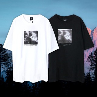 เสื้อยืดพิมพ์ลายUrthe - เสื้อยืด รุ่น The Cloudy Dark Sky