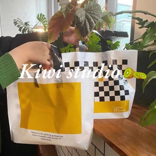 KiwiStudio (แพ็คละ 50 ชิ้น) ถุงพลาสติก ตัวอักษรภาษาอังกฤษ สี…