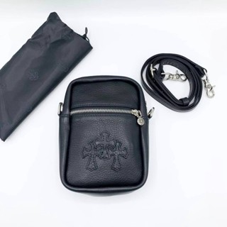 CHROME HEARTS LEATHER CEMETERY CROSS SHOULDER MESSENGER BAG กระเป๋าสะพายข้าง ครอสบอดี้ ทรงแมสเซนเจอร์ แบรนด์โครมฮาร์ท ดำ