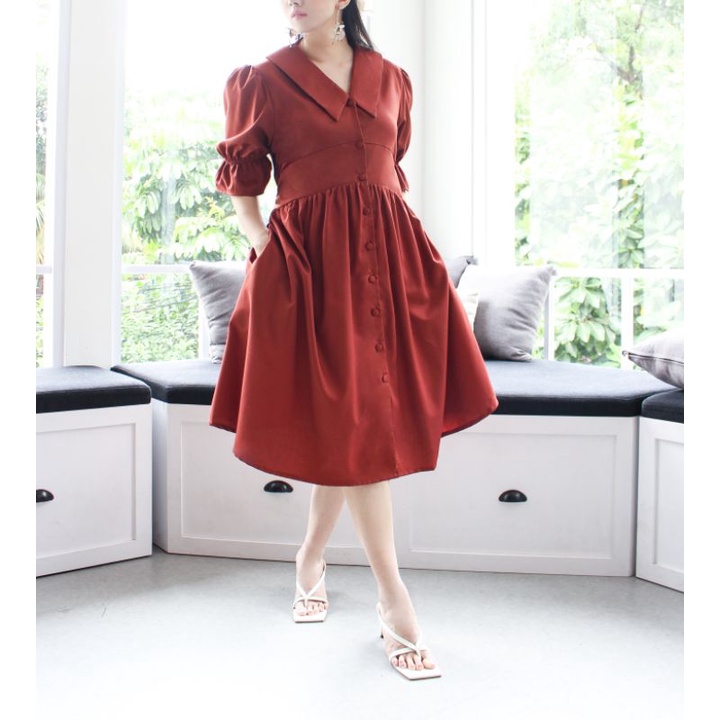 ชุดเดรสผ้าฝ้าย Dahye ใน Teracotta