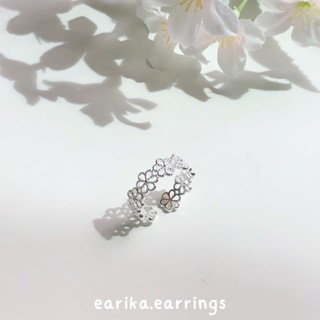 (กรอกโค้ด GG24P ลด 65.-) earika.earrings - lily ring แหวนดอกไม้เงินแท้ ฟรีไซส์ปรับขนาดได้