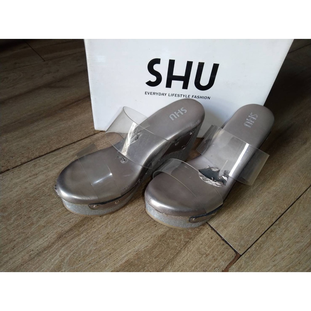 L.SHU-004/รองเท้า SHU ทรงเตารีด แบบสวม สีเทา ไซส์ 36 มือ2 พร้อมส่ง