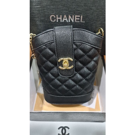 กระเป๋าสะพายผู้หญิง Chanel