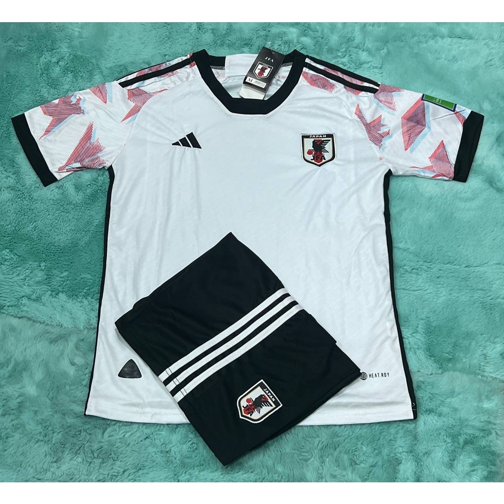 ชุดบอล ทีมชาติญี่ปุ่น Japan-White (Away) แขนสั้น เสื้อพร้อมกางเกง มีครบไซส์ ใหม่ล่าสุด