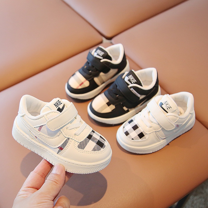 #รองเท้าunisex #รองเท้าหนังสังเคราะห์ #รองเท้าระบายอากาศได้ #รองเท้ากันน้ำ #รองเท้าสไตล์สปอร์ต