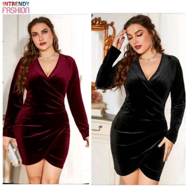 .พร้อมส่งชุดเดรสกํามะหยี่แขนยาวสาวอวบ คอป้ายหน้า (Lหน้าผ้า36 นิ้ว)(XL หน้าผ้า 40 นิ้ว)