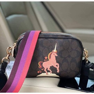 กระเป๋าcrossbody JES CROSSBODY 20 IN SIGNATURE CANVAS WITH UNICORN