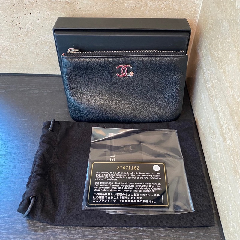 [CO220604692] Chanel / Classic Zippy Wallet Calfskin SHW