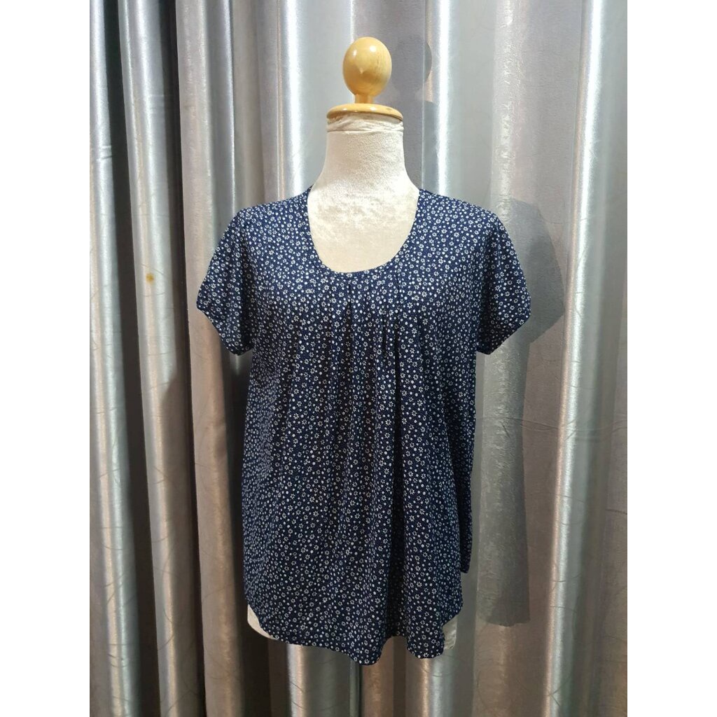 FF05510 เสื้อผ้ามือสอง สีน้ำเงิน อก free-40 นิ้ว
