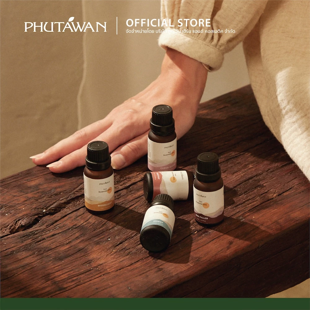 Phutawan 100% Pure Essential oil น้ำมันหอมระเหยแท้ 100% 15ml ( เลือกกลิ่นในตัวเลือก)