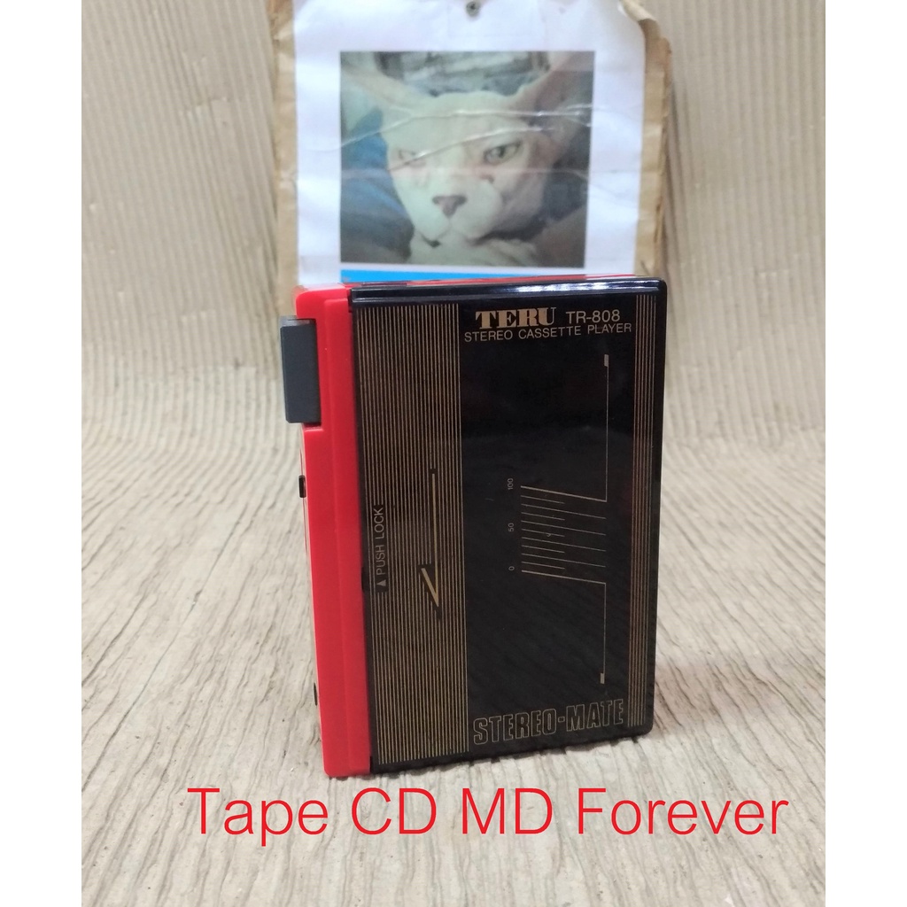 เครื่องเล่นเทปทรงเหลี่ยม น่ารัก สีสวย TERU TR-808 JAPAN