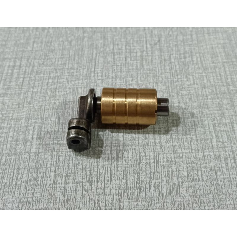 MESIN Mutiaradstore Kf01 + Kf05 Siruba F700 Overlock Machine Axle and Bushing