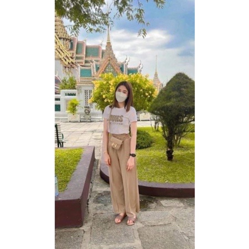 ชุดเซ็ท LV มาใหม่ เสื้อแขนสั้น+กางเกงขายาวตีเกล็ดหน้า (มือสองของแม่ค้า)