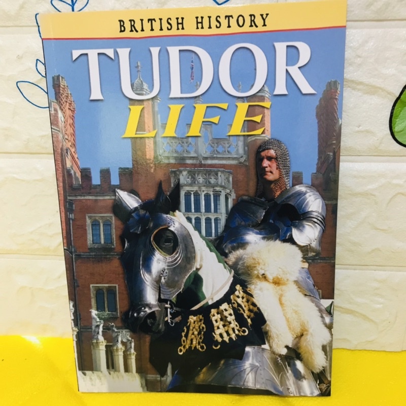 BRITISH HISTORY TUDOR LIFE ปกอ่อนมือสอง-af4