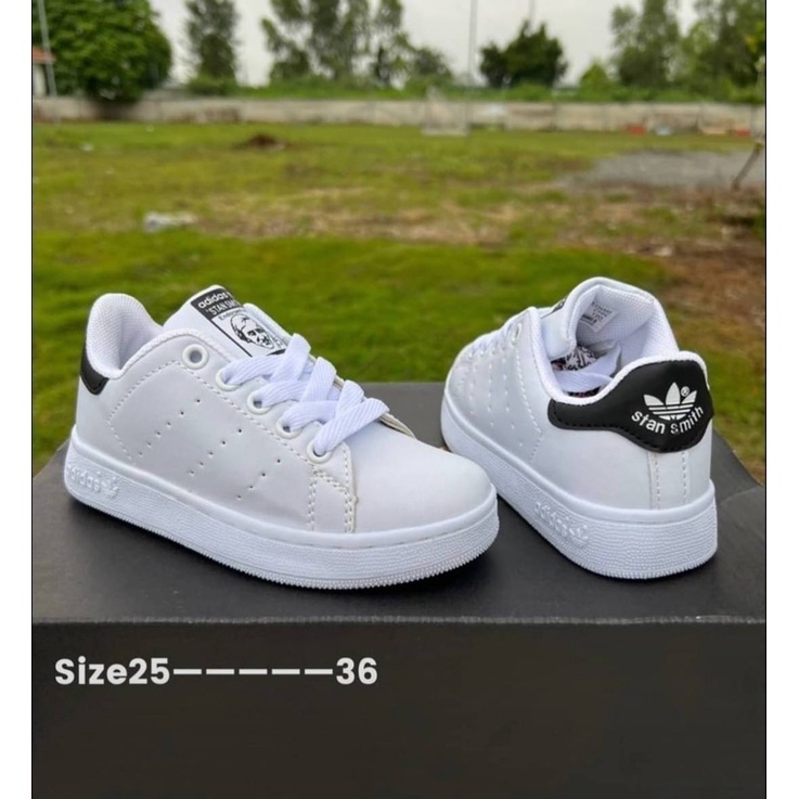 รองเท้าผ้าใบ ของเด็ก Adidas Stan smithมี25-36สินค้าพร้อมส่ง