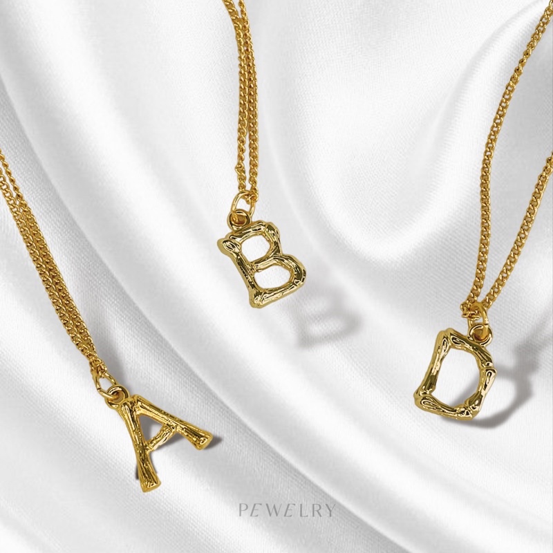 ⚪️พร้อมส่ง⚪️ Pewelry Alphabet necklace