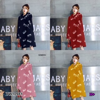 👗Pfashion [ส่งไว!!🚛] P10981 เดรสมีฮู้ดสกรีนภาษาอังกฤษ English screen hooded dress.