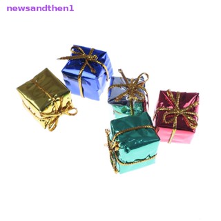 Newsandthen1 10 ชิ้น บ้านตุ๊กตาจิ๋ว กล่องคริสต์มาส ตกแต่งบ้านตุ๊กตา ของขวัญ ของเล่น ดี