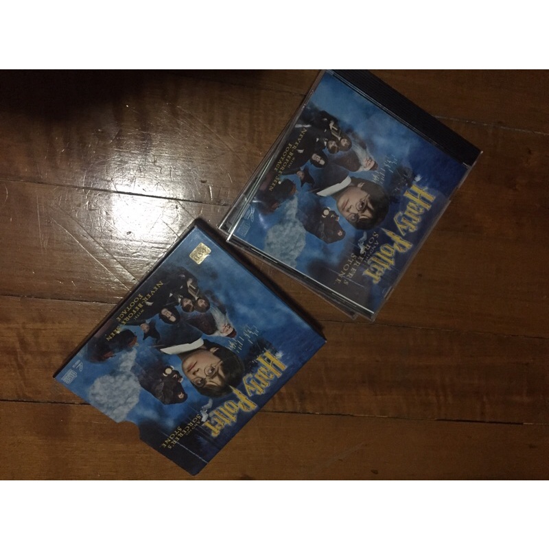 แผ่น VCD ภาพยนตร์ Harry Potter AND SORCERER’S STONE แท้ มือสอง สภาพดี ของพร้อมส่งครับ