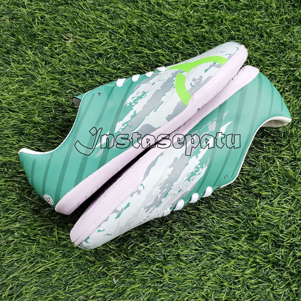 ฟุตซอลสําหรับเด็ก Chimera