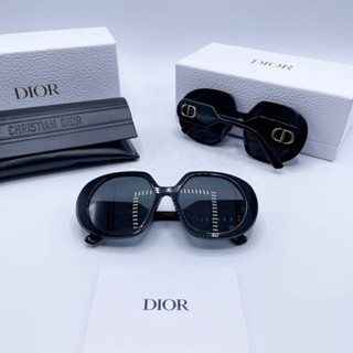 แว่นตา Dior R1U Glasses  งานออริ งานดีสุด  งานออรื🌈 มาพร้อมกล่องอุปกรณ์ตามรูป ถ่ายรูปจากสินค้าจริง