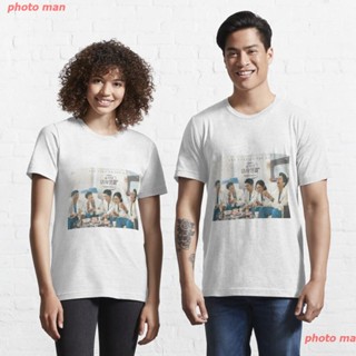 photo man Hospital Playlist 2เสื้อยืด เสื้อ โจจองซอก เสื้อแฟชั่น hospital playlist Essential T-Shirt couple