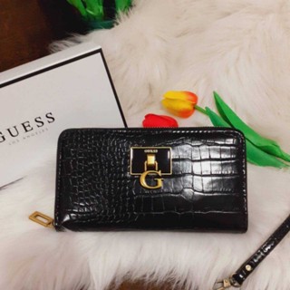 Guess Long Wallet กระเป๋าสตางค์ใบยาวปั๊มลายหนังจระเข้