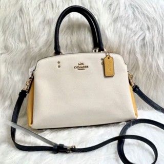 ถังสีขาวเหลืองน่ารักNEW COACH Coach Mini Lillie Carryall In Colorblock