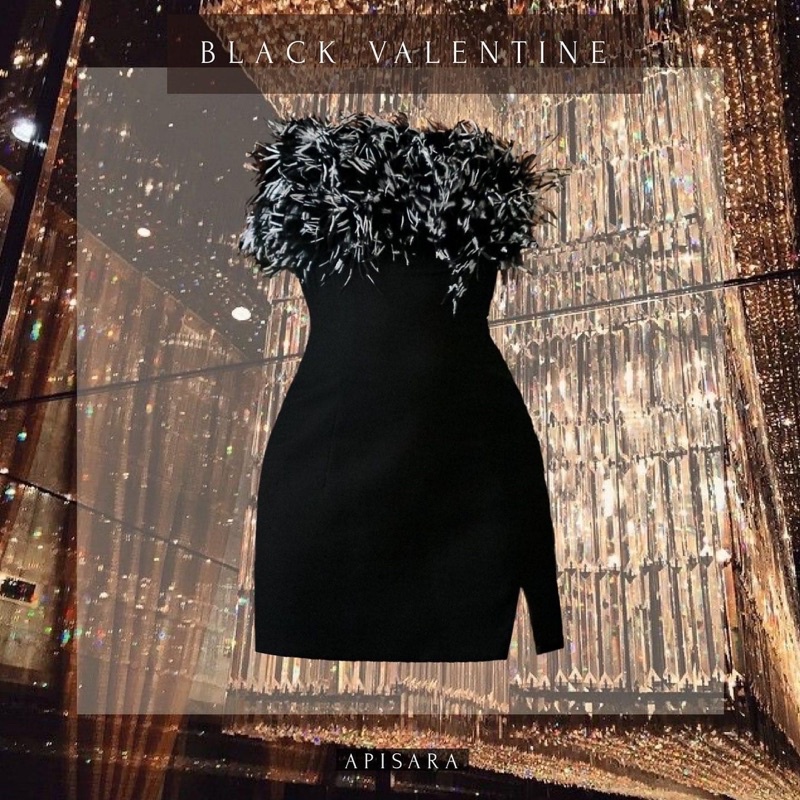 Apisara official dress size “M” Black Valentine collection🖤