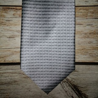 Necktie​ "Louis​ Vuitton" เนคไท​แบรนด์​เนม มือสอง