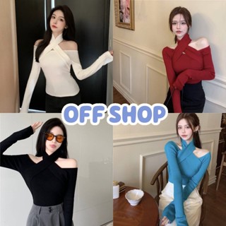 OFF SHOP พร้อมส่ง (OFF-U037) เสื้อไหมพรมเปิดไหล่ กันฟยาวแขนยาว แฟชั่น ดีเทลคล้องคอเก๋ๆ