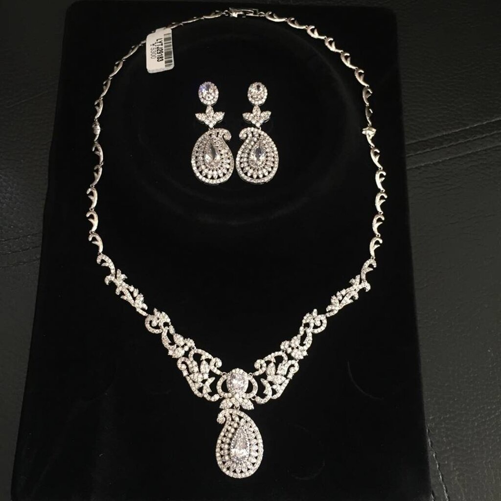 (พร้อมส่ง) cz008 Crystal Luxe Collection ✨ เพชร CZ พรีเมี่ยม ดีไซน์หรู สง่างามทุกชิ้น