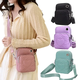 (w235)กระเป๋าสะพายข้าง แต่งซิปสีเงินสวยงาม ลายหัวใจน่ารัก vgetbag