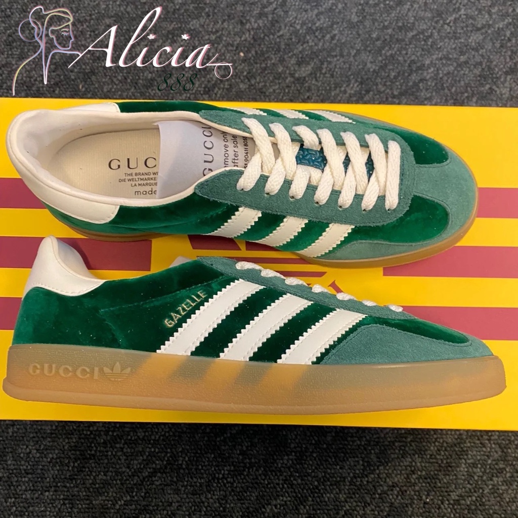 GUCCI รองเท้าผ้าใบ a-didas x Gucci men's Gazelle sneaker in Green suede 707848