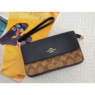 กระเป๋าcoach   Foldover Wristlet with Signature Canvas