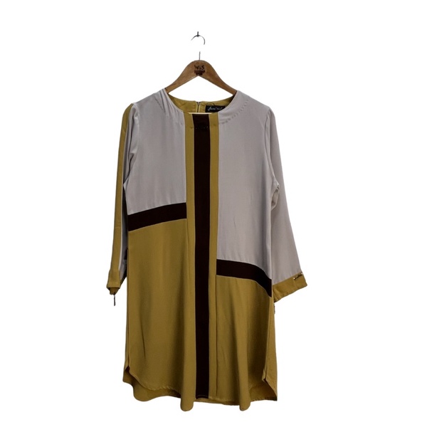เสื้อ Labuh Femina- XL