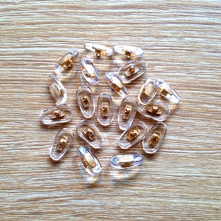 แผ่นยางซิลิโคน PVC กันลื่น สีทอง สําหรับรองจมูก แว่นตา 10 คู…