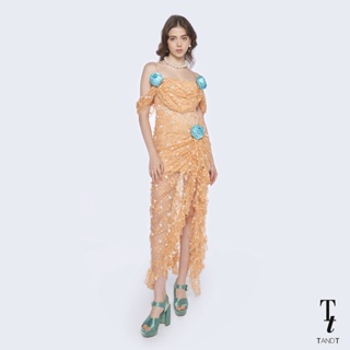 TandT - "MADDY" Cowl Neck Asymmetric Draped Lace Midi Dress เดรสสายเดี่ยวยาวเข้ารูปคอถ่วง แขนเปิดไหล่ รูดย่นระบาย