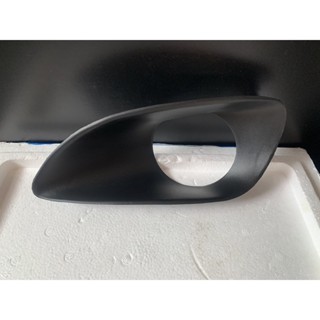 ฝารรอบไฟสปอยร์ไลท์ ข้างซ้าย Toyota vios/yaris 2008-2011