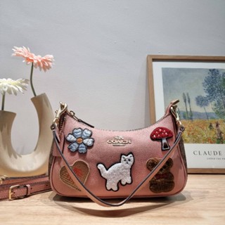 COACH CA420 TERI SHOULDER BAG WITH CREATURE PATCHES กระเป๋าสะพายข้าง